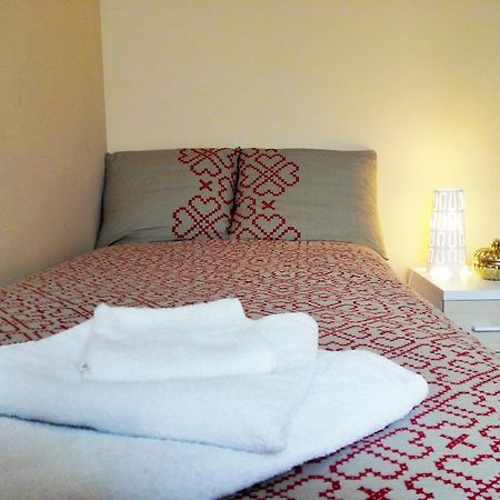Apartamentos Decada Màlaga Pokoj fotografie