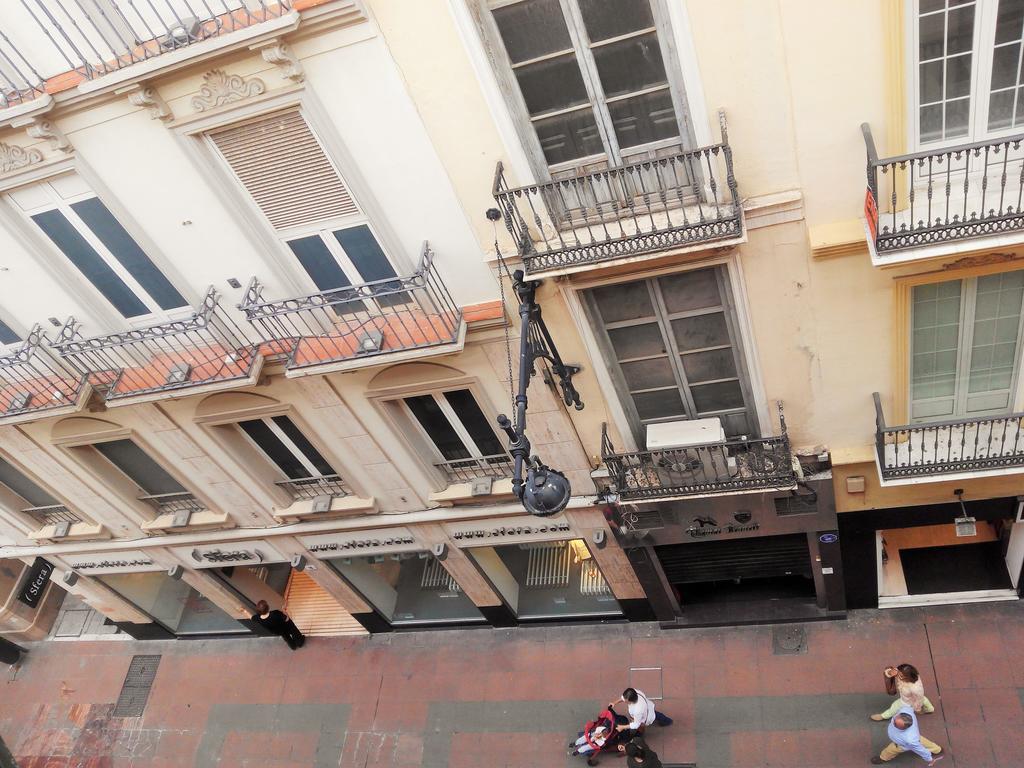 Apartamentos Decada Màlaga Pokoj fotografie